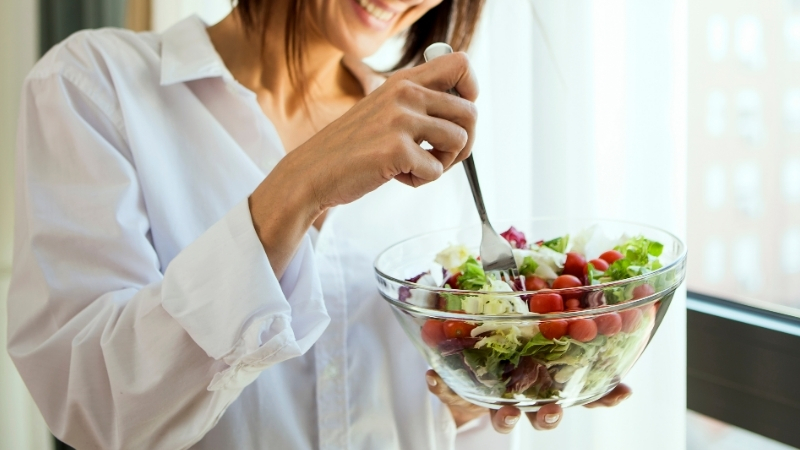 8 Alimentos Inflamatórios que Favorecem o Acúmulo de Gordura Abdominal